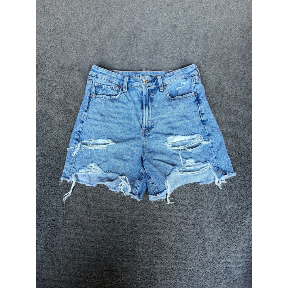 American Eagle High Waisted Distressed Denim Shorts Light Wash Blue Size 6